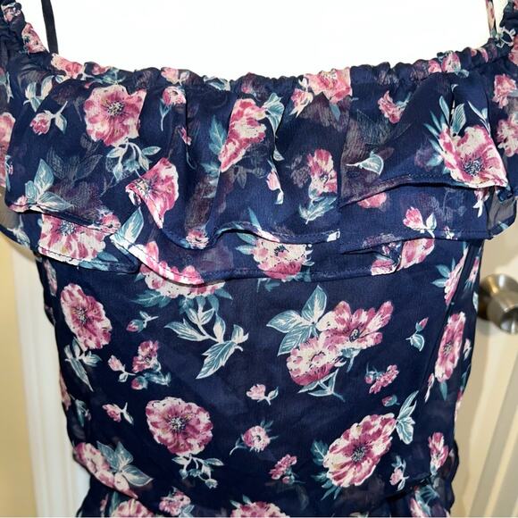 ASTR the Label floral off the shoulder scrunched crop blouse ruffles Small - Picture 7 of 11